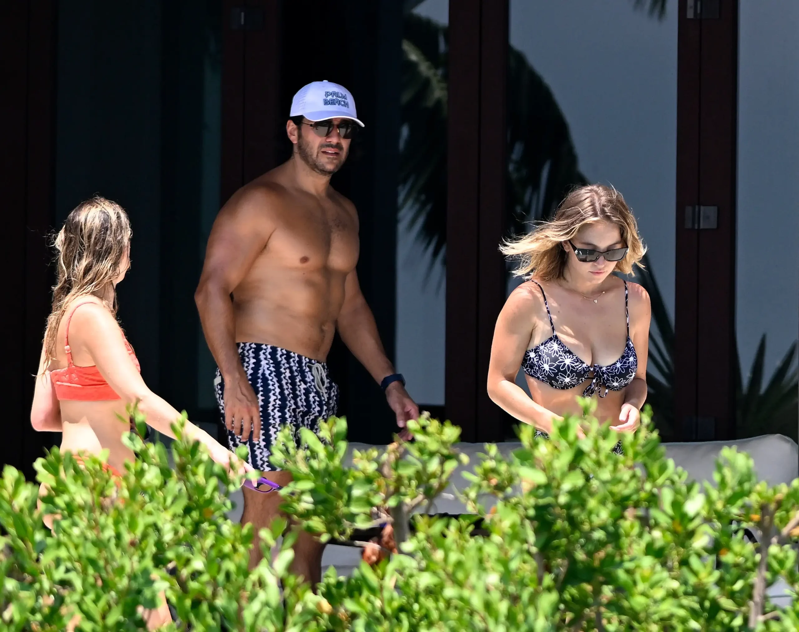 Sydney Sweeney and her fiance Jonathan Davino in Florida scaled